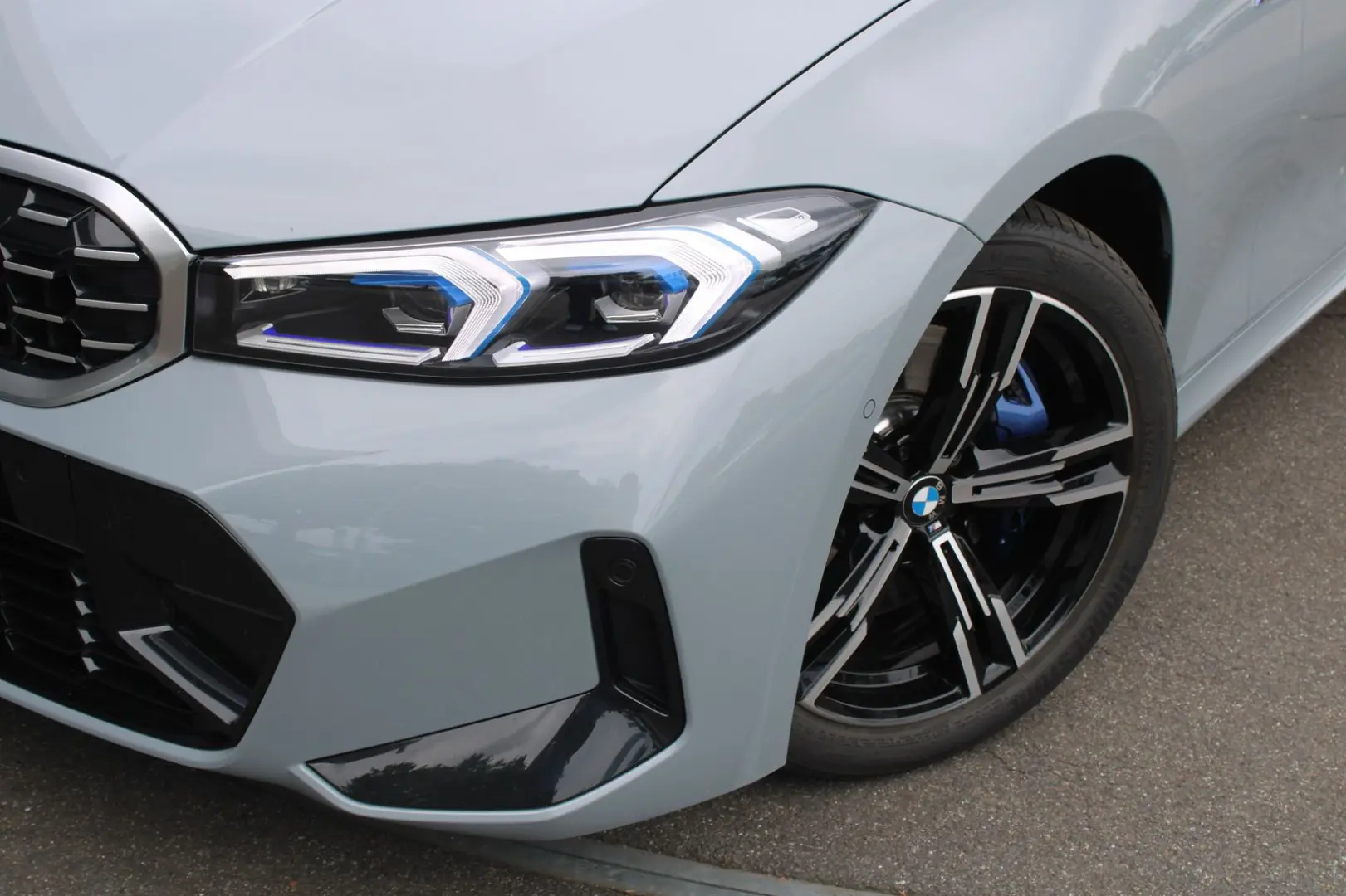 M340i xDrive M SPORT LCPROF HUD ESITZE KAMERA LE