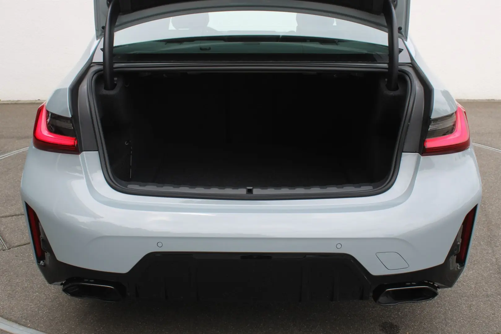 M340i xDrive M SPORT LCPROF HUD ESITZE KAMERA LE