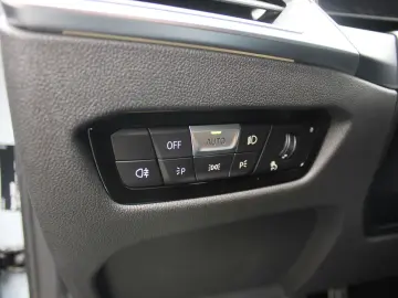 M340i xDrive M SPORT LCPROF HUD ESITZE KAMERA LE