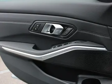 M340i xDrive M SPORT LCPROF HUD ESITZE KAMERA LE