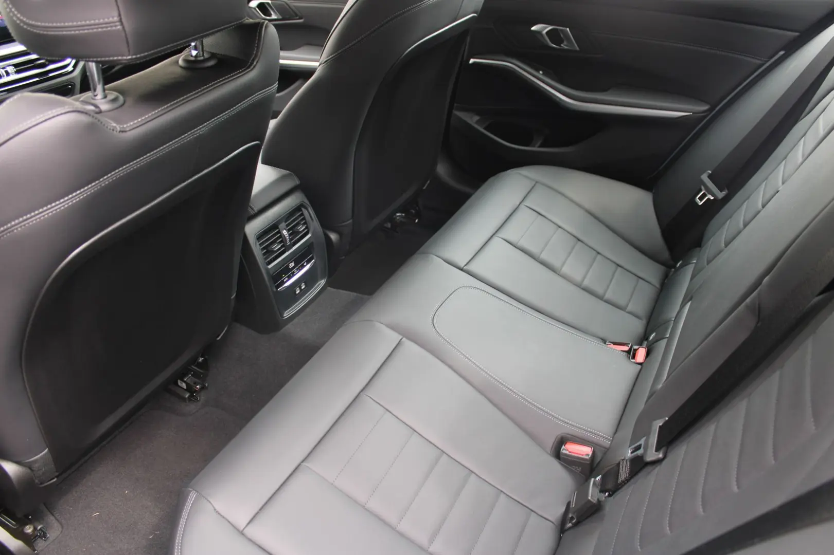 M340i xDrive M SPORT LCPROF HUD ESITZE KAMERA LE