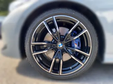 M340i xDrive Limousine DA Prof PA  Glasdach Komf