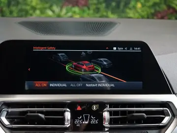 M340i xDRIVE LASER H K HUD CAMERA 46.942€ NETTO