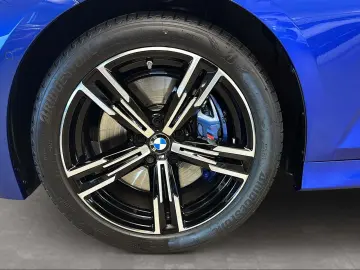 M340i xDrive Limousine LiveCockpitProf Kamera