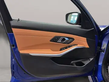 M340i xDrive Limousine LiveCockpitProf Kamera