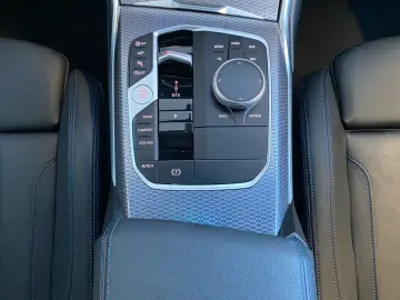 M340i xDrive Limousine Facelift HUD PA DA Pro LR