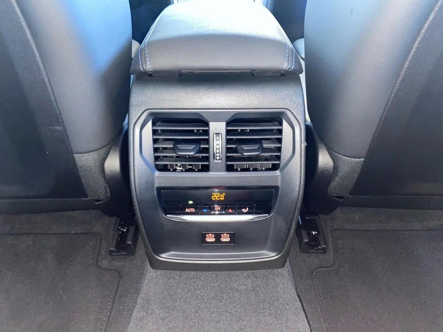 M340i xDrive Limousine Facelift HUD PA DA Pro LR