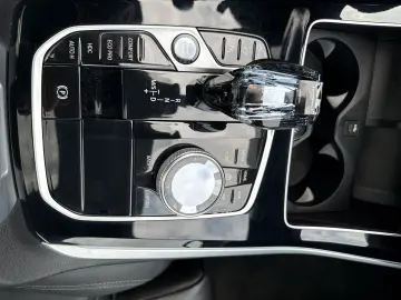 X5 xDRIVE 40d M SPORT LC PROF AHK ACC LASERLICHT