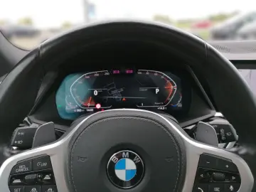 X5 xDrive30d M-Paket Laser HUD StandHZG SkyLoung