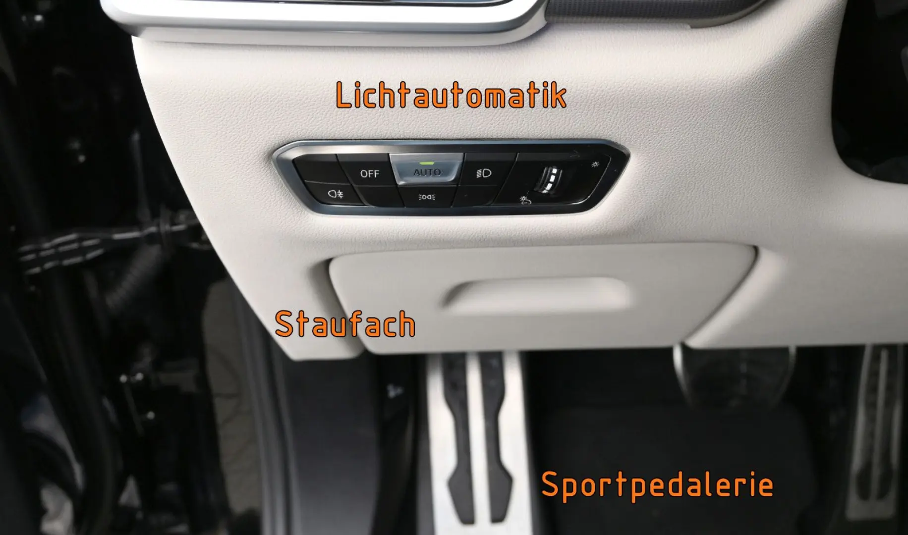 X5 xDr.40i M SPORT  ACC AHK HUD MERINO PANO 360