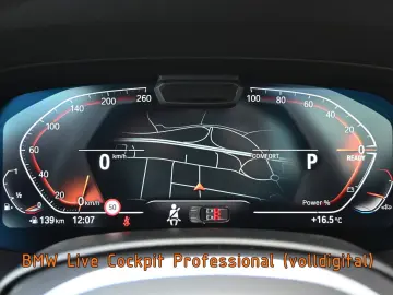 X5 xDr.40i M SPORT  ACC AHK HUD MERINO PANO 360