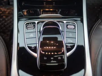 Mercedes-Benz G 350   AMG Line