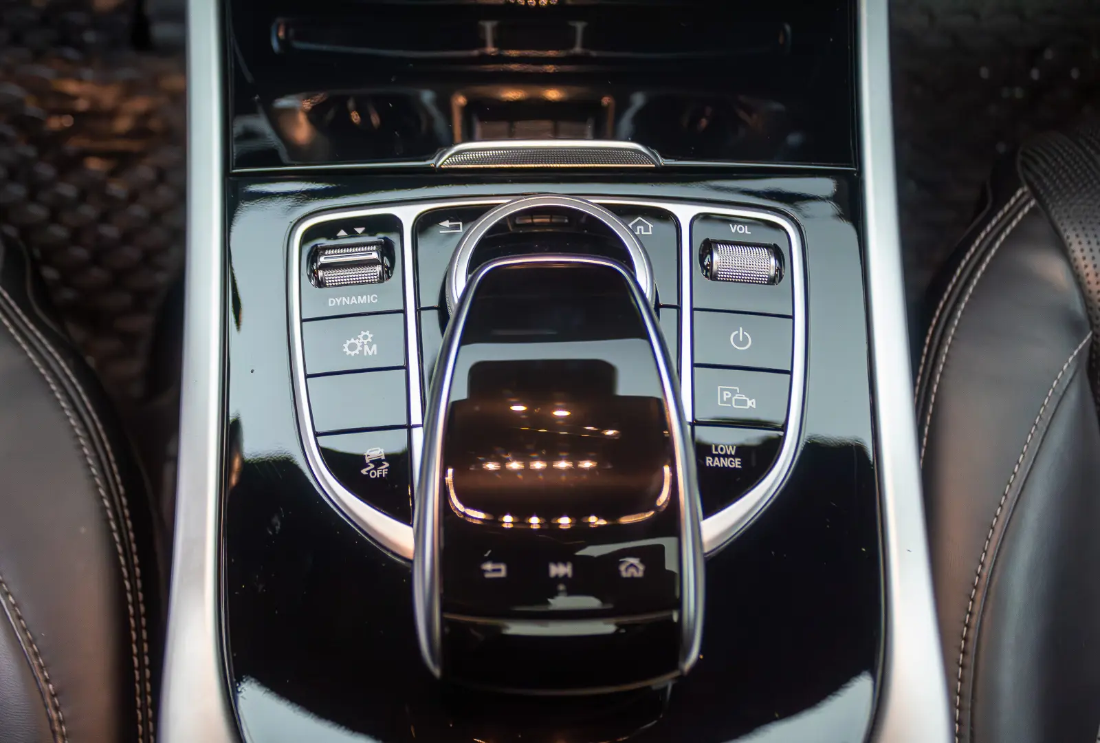 Mercedes-Benz G 350   AMG Line