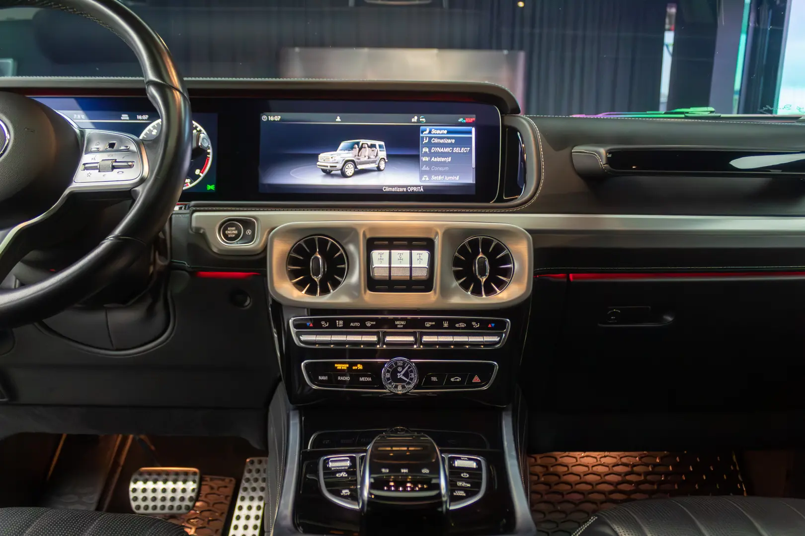 Mercedes-Benz G 350   AMG Line