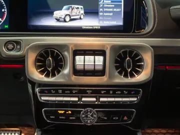 Mercedes-Benz G 350   AMG Line