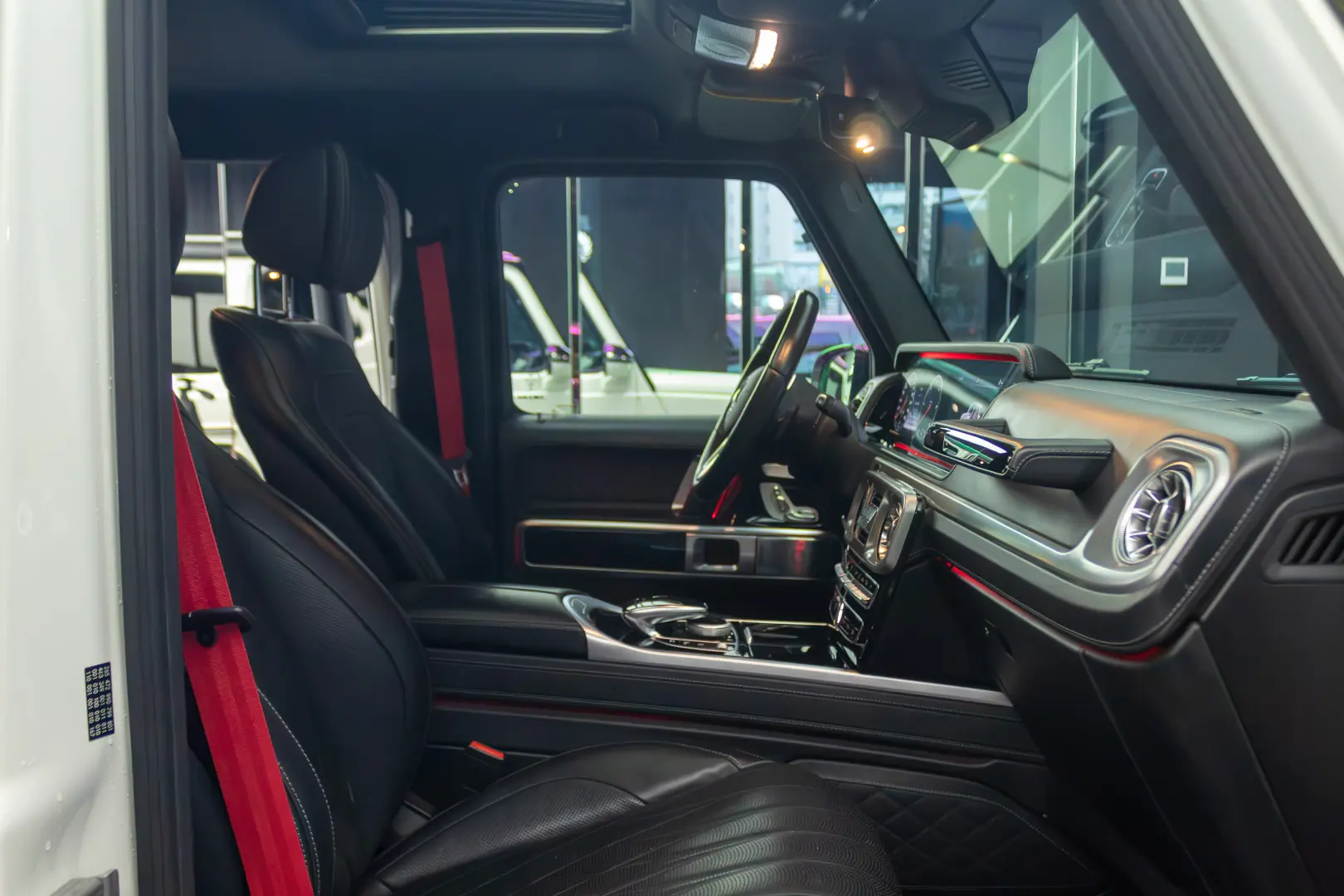 Mercedes-Benz G 350   AMG Line