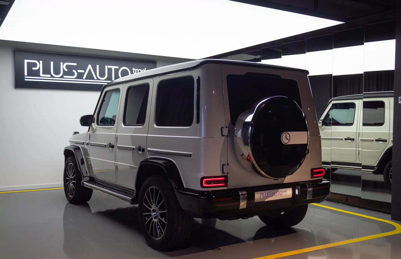 Mercedes-Benz G 350   AMG Line