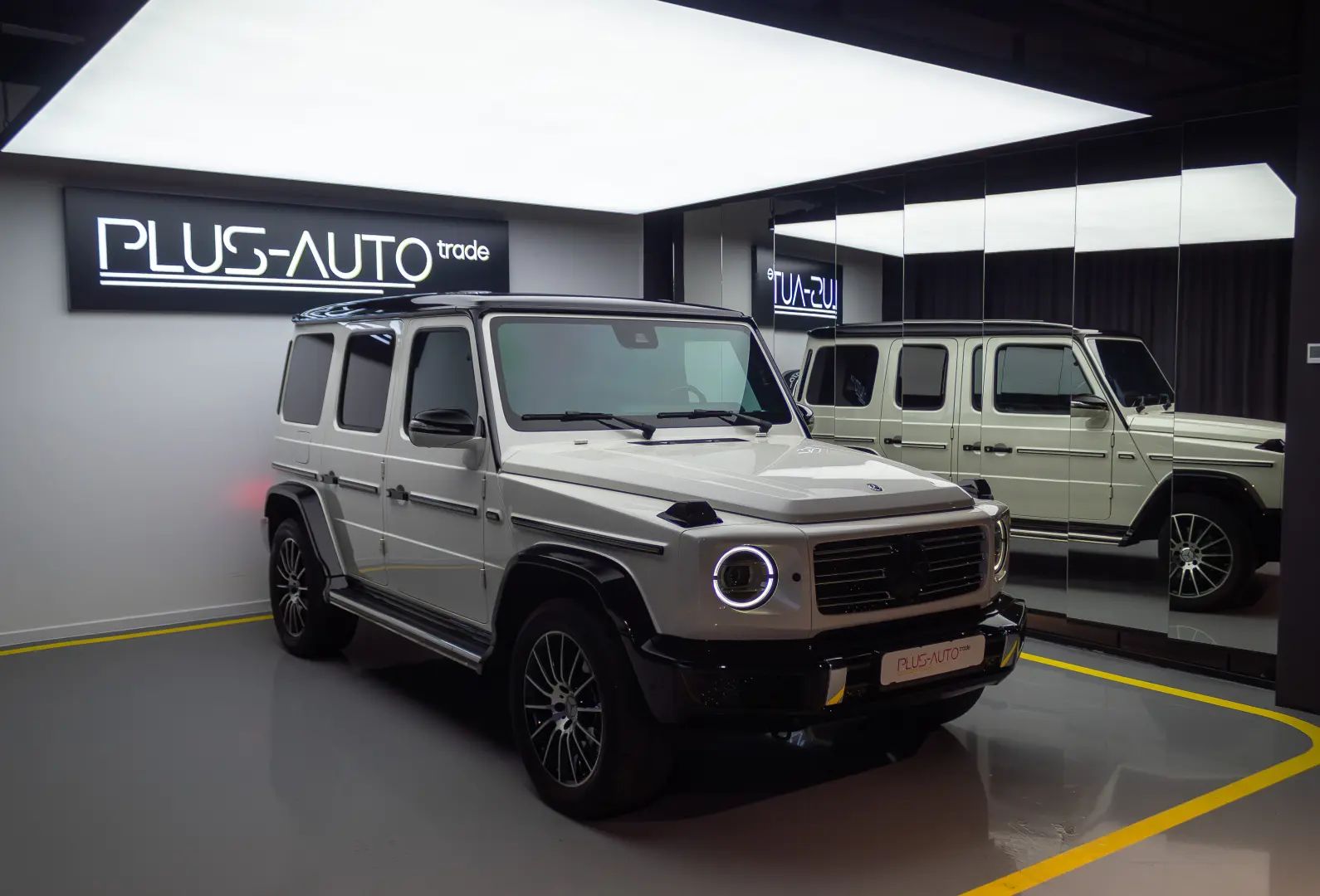 Mercedes-Benz G 350   AMG Line