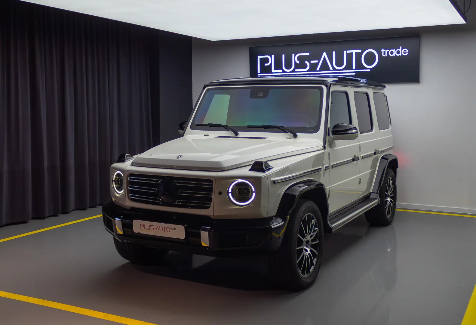 Mercedes-Benz G 350   AMG Line