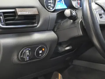 Maserati Levante Q4 340 CP 3.0i Turbo