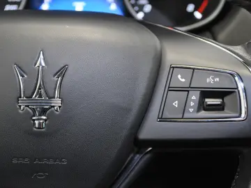 Maserati Levante Q4 340 CP 3.0i Turbo