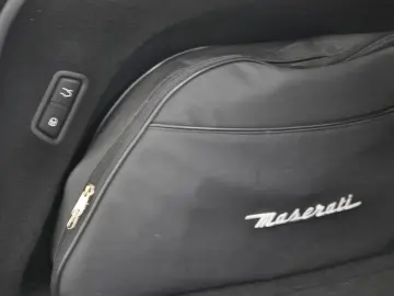 Maserati Levante Q4 340 CP 3.0i Turbo