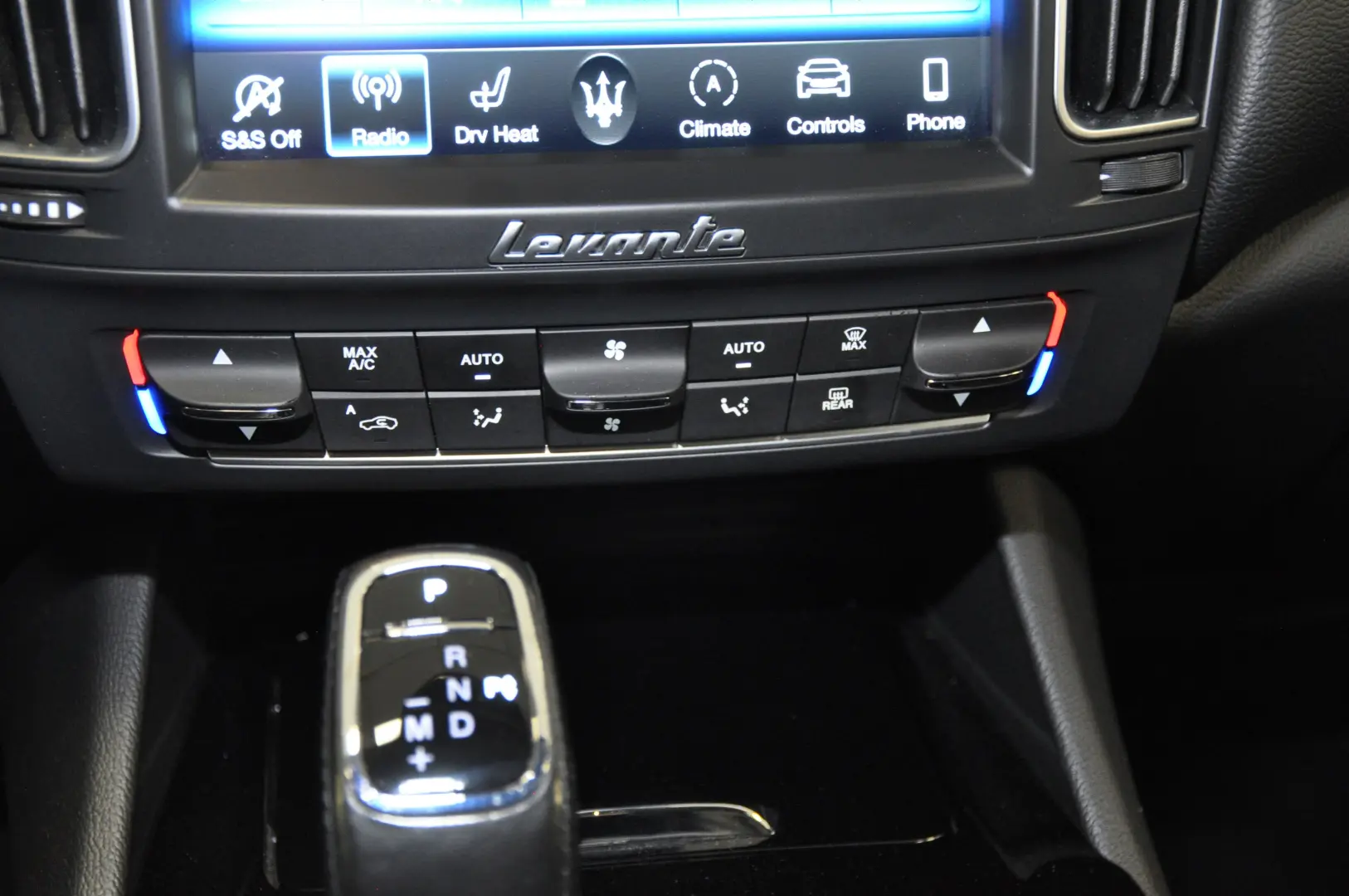 Maserati Levante Q4 340 CP 3.0i Turbo