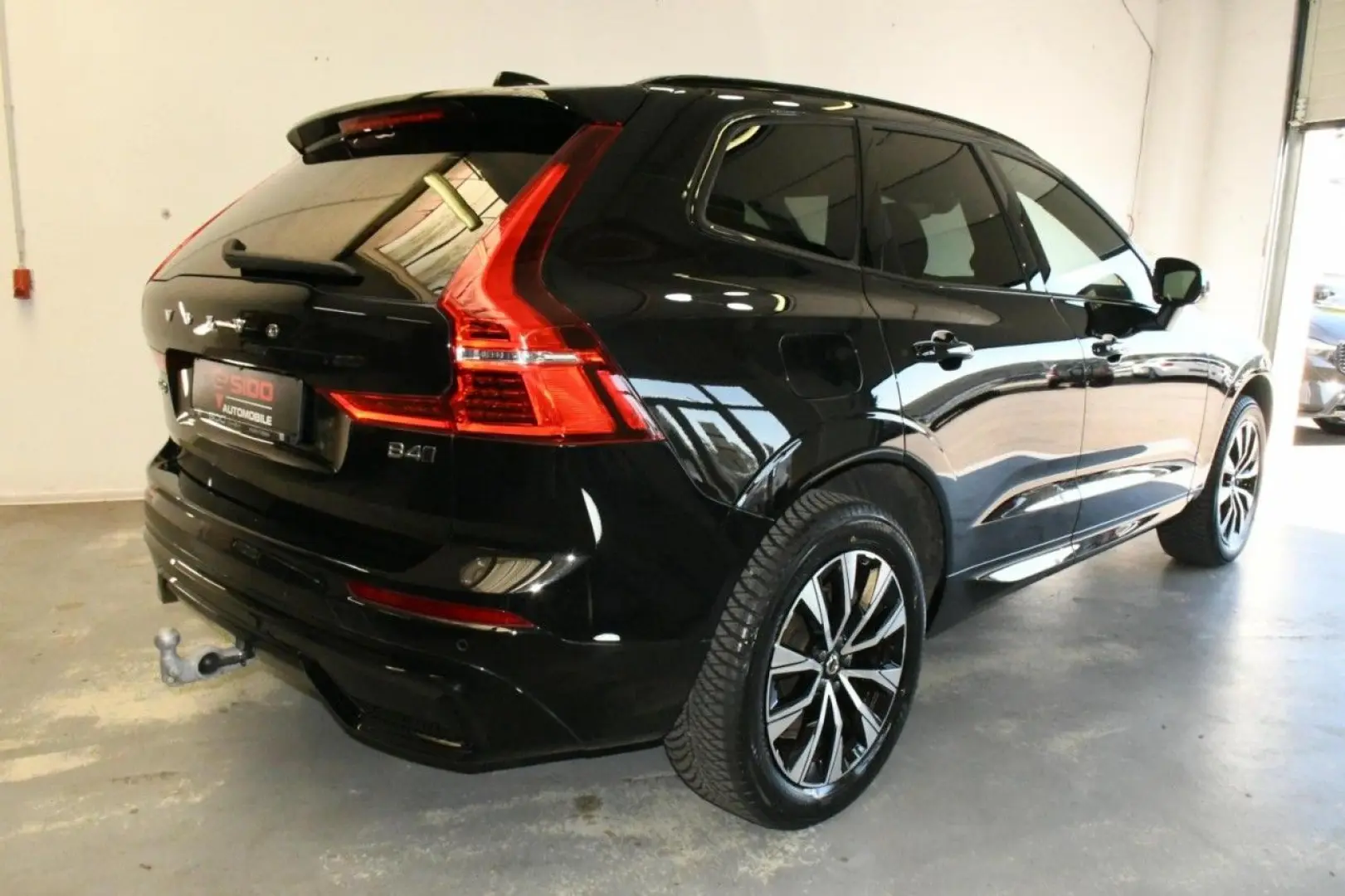 XC60 AWD Plus Dark