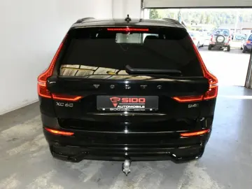 XC60 AWD Plus Dark