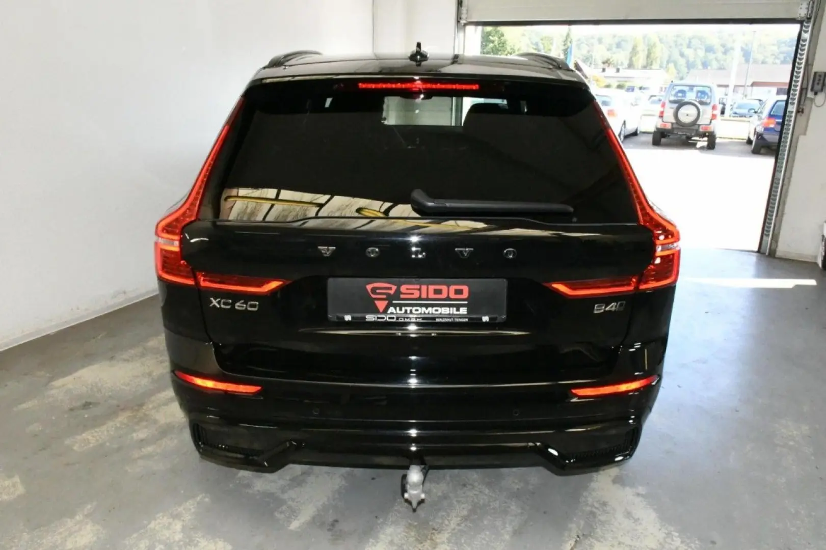 XC60 AWD Plus Dark