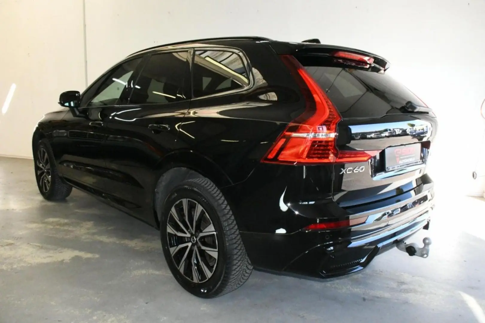 XC60 AWD Plus Dark