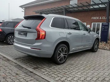 XC90 T8 AWD Core