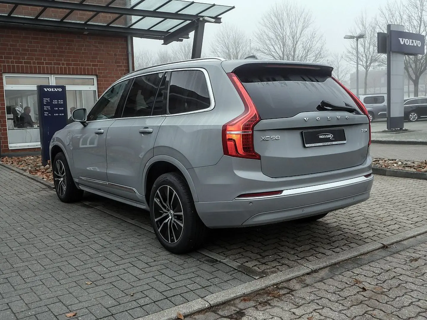 XC90 T8 AWD Core