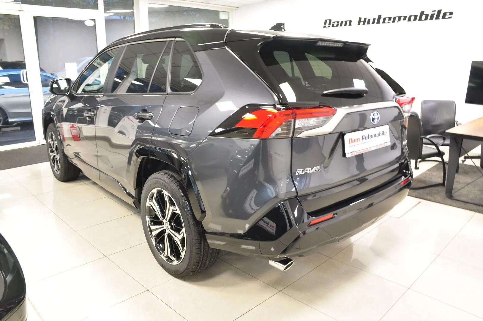 Toyota RAV4 Plug In Hybrid STYLE Edition FULL