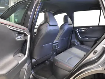 Toyota RAV4 Plug In Hybrid STYLE Edition FULL