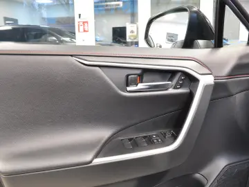 Toyota RAV4 Plug In Hybrid STYLE Edition FULL