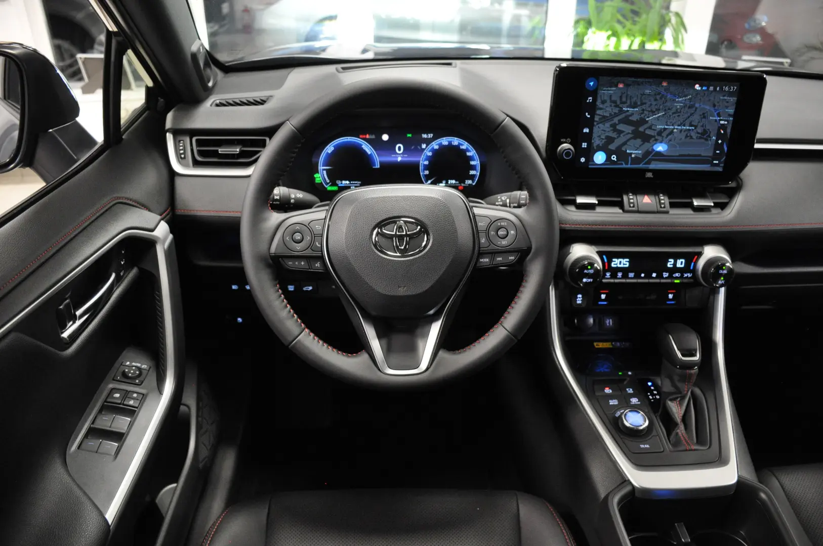 Toyota RAV4 Plug In Hybrid STYLE Edition FULL