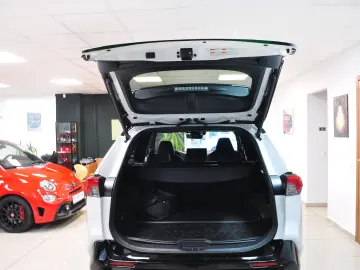 Toyota RAV4 Plug In Hybrid STYLE Edition FULL