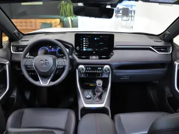 Toyota RAV4 Plug In Hybrid STYLE Edition FULL