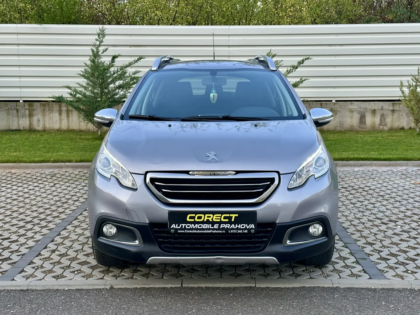 Peugeot 2008  senzori parcare  166.000 km  garantie  rate