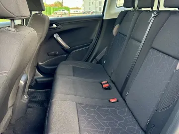 Peugeot 2008  senzori parcare  166.000 km  garantie  rate