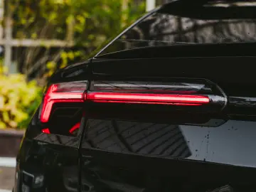 Lamborghini URUS S