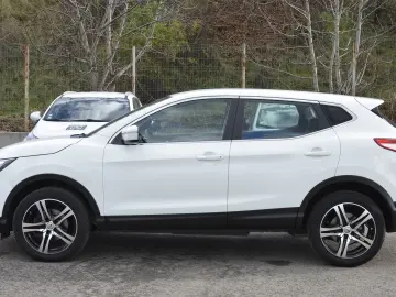 NISSAN Qashqai 1.6 DCi