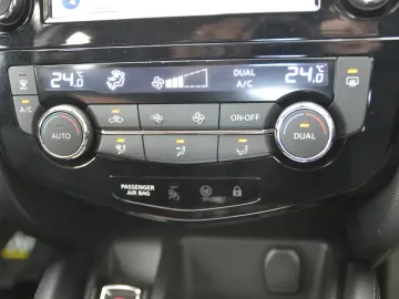 NISSAN Qashqai 1.6 DCi