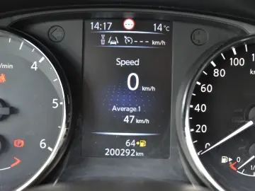 NISSAN Qashqai 1.6 DCi