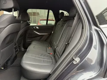 X5 xDrive40i M Sport AHK HeadUp Adapt LED eSitze