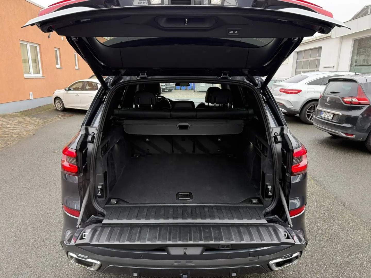 X5 xDrive40i M Sport AHK HeadUp Adapt LED eSitze