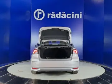 TOYOTA COROLLA BUSINESS HSD E-CVT 1.8i-98CP