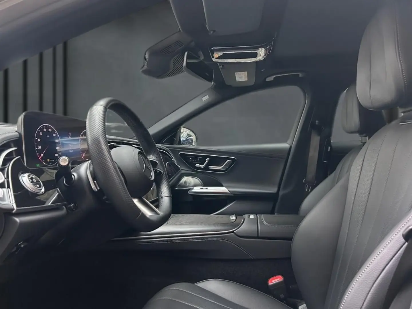 E 450 4M AMG  PANO  BURMESTER  HUD  SUPERSCREEN