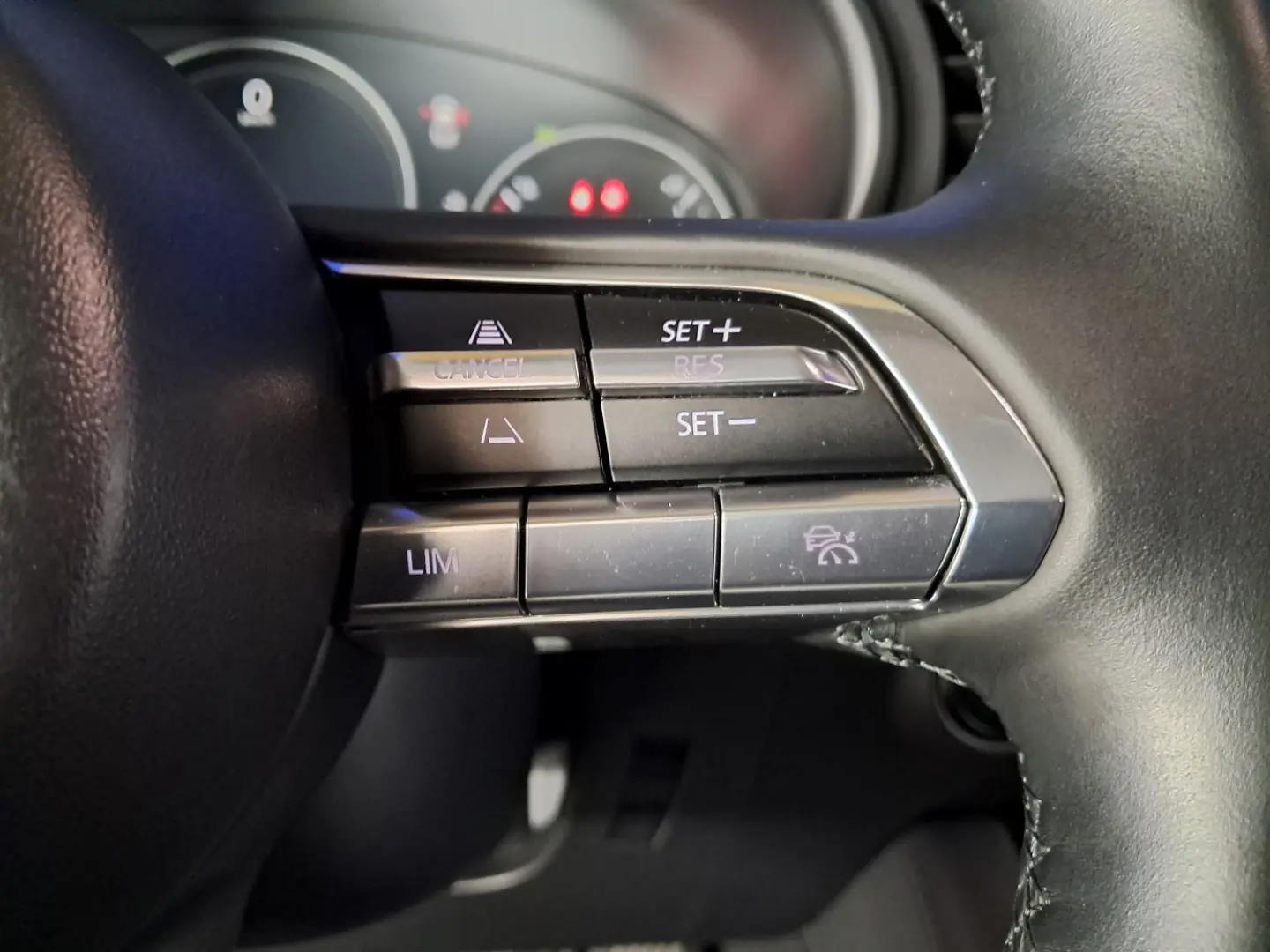 MAZDA 3 SEDAN  - SKYACTIV G 6AT